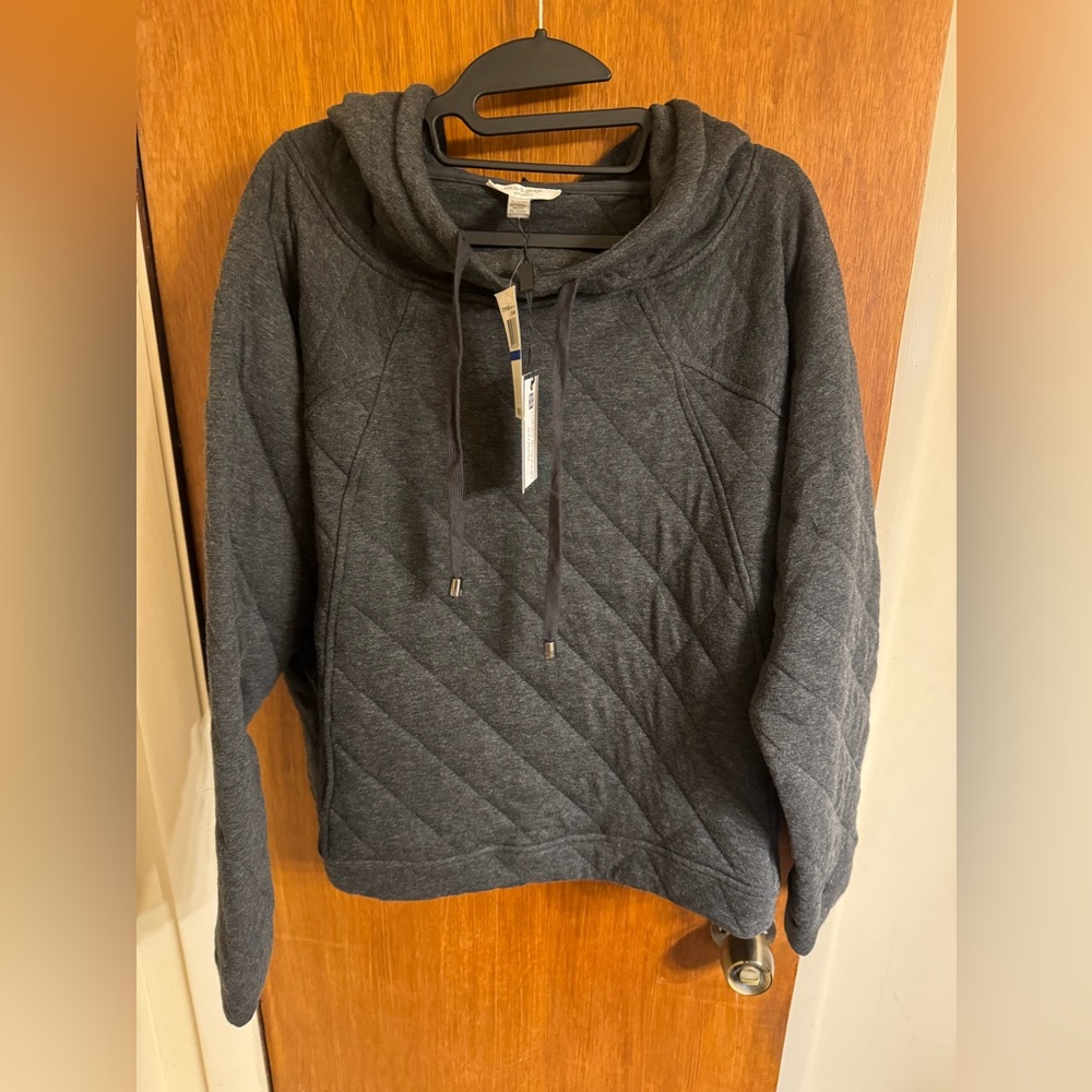 NWT, Cable & Gauge quilted pullover w/hood, size XL, color heather charcoal gray